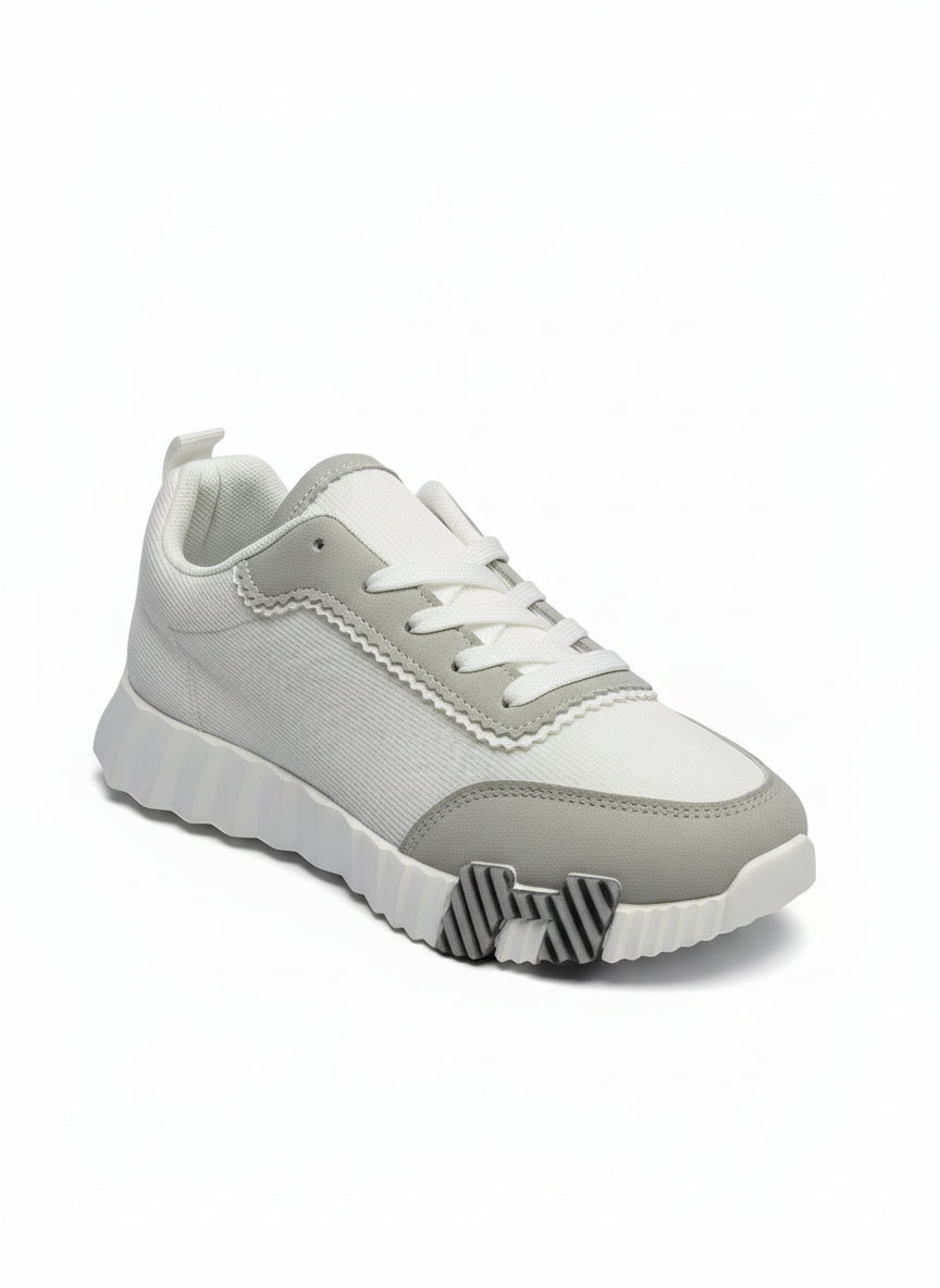 White FlexWave Pro Lightweight Sports Sneakers for Men